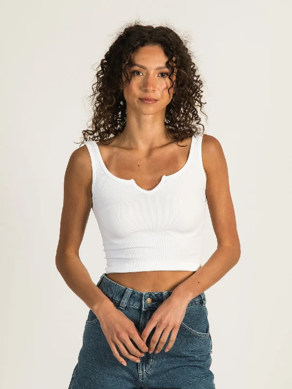 DYNAMIC RIB CENTER CUT CROP TANK  - CLEARANCE solid color tank