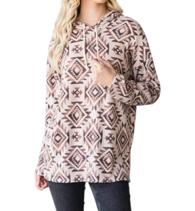 Curvy Mountain View Pullover Top In Mocha Jewel Neck Pullover