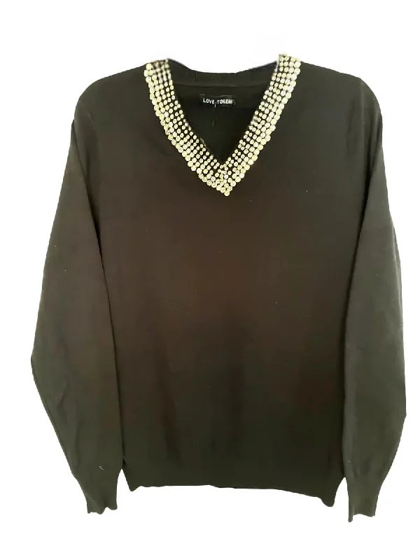 Women's Jewel Collar V Neck Pullover Top In Black Chunky Knit Pullover